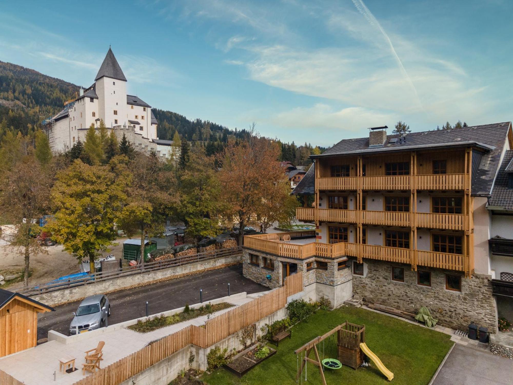 Burglodge Fischerkeusche Mauterndorf  Bagian luar foto